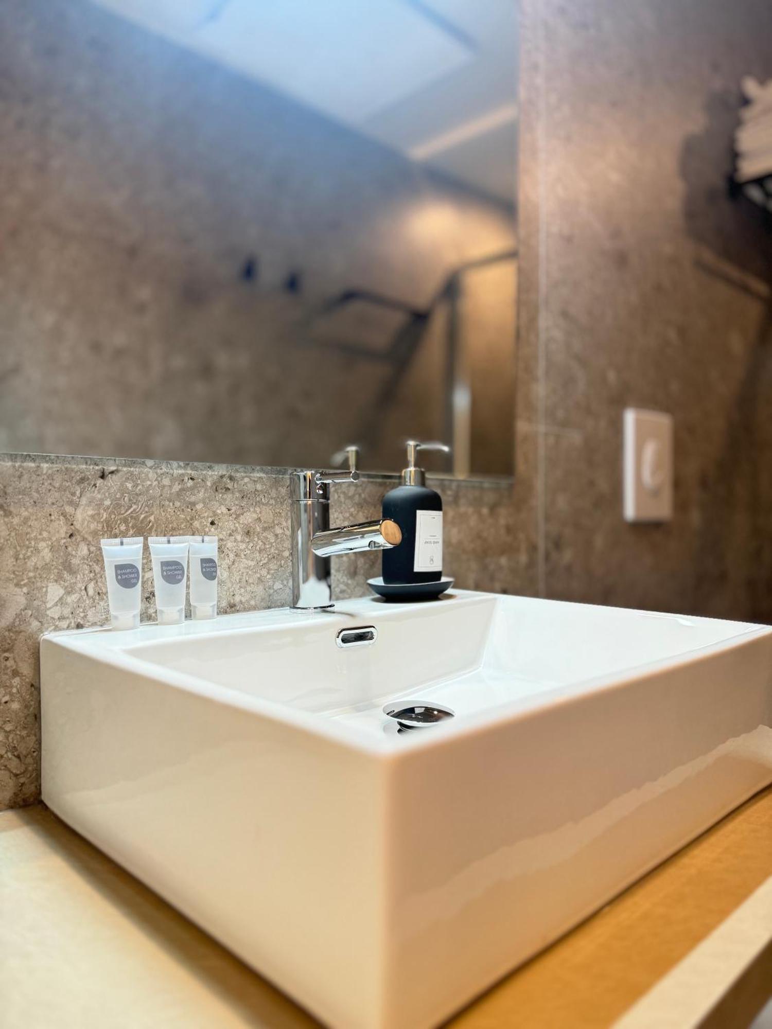 Honeycomb Guesthouse Rzym Zewnętrze zdjęcie