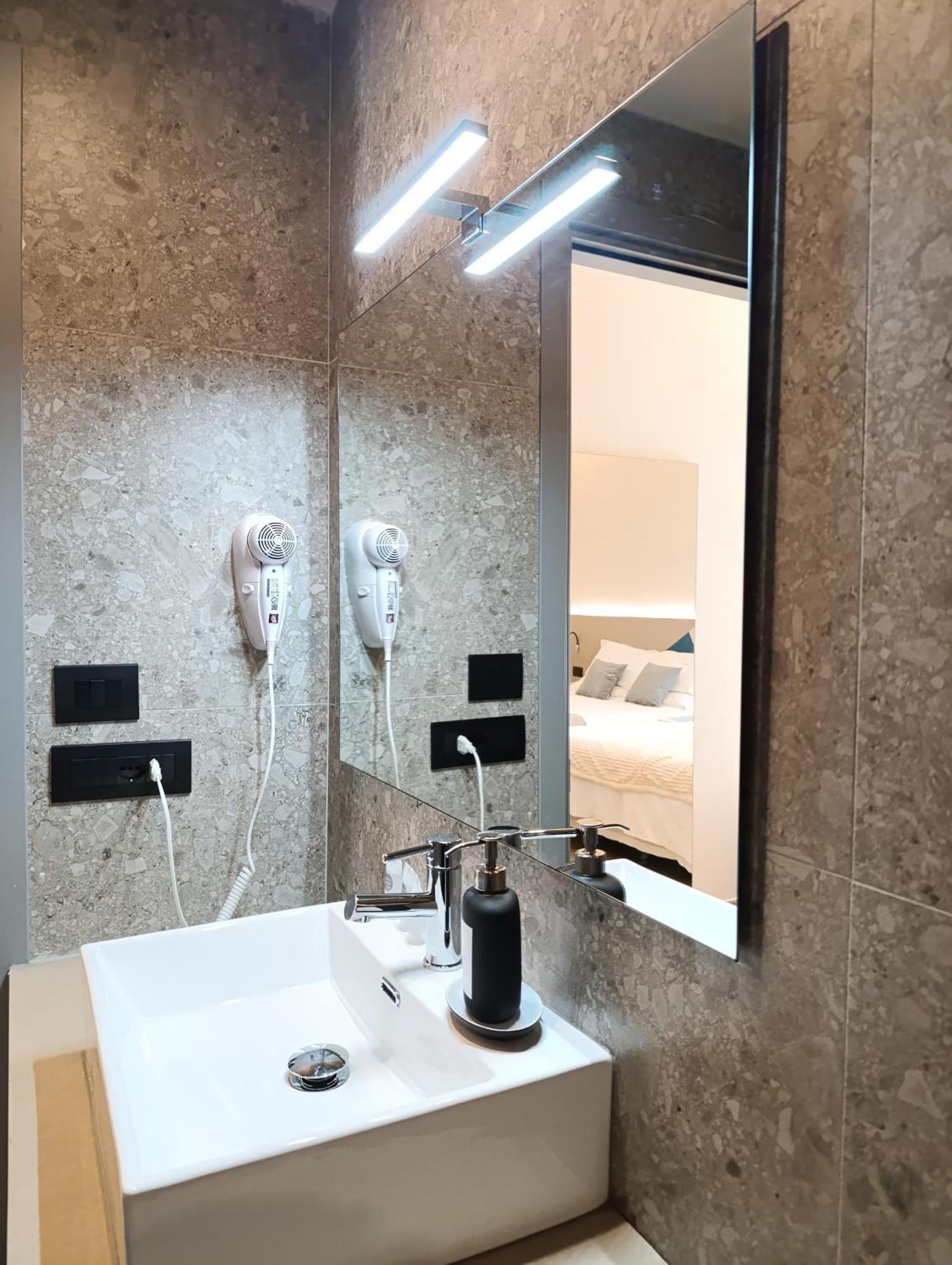 Honeycomb Guesthouse Rzym Zewnętrze zdjęcie